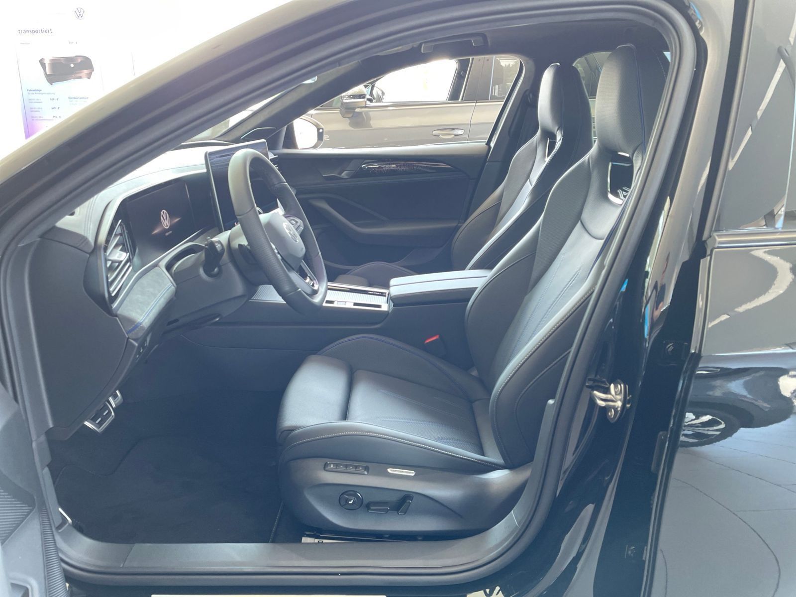 Volkswagen Passat R-Line 1.5 TSI eHybrid Signature ACC AHK foto 11