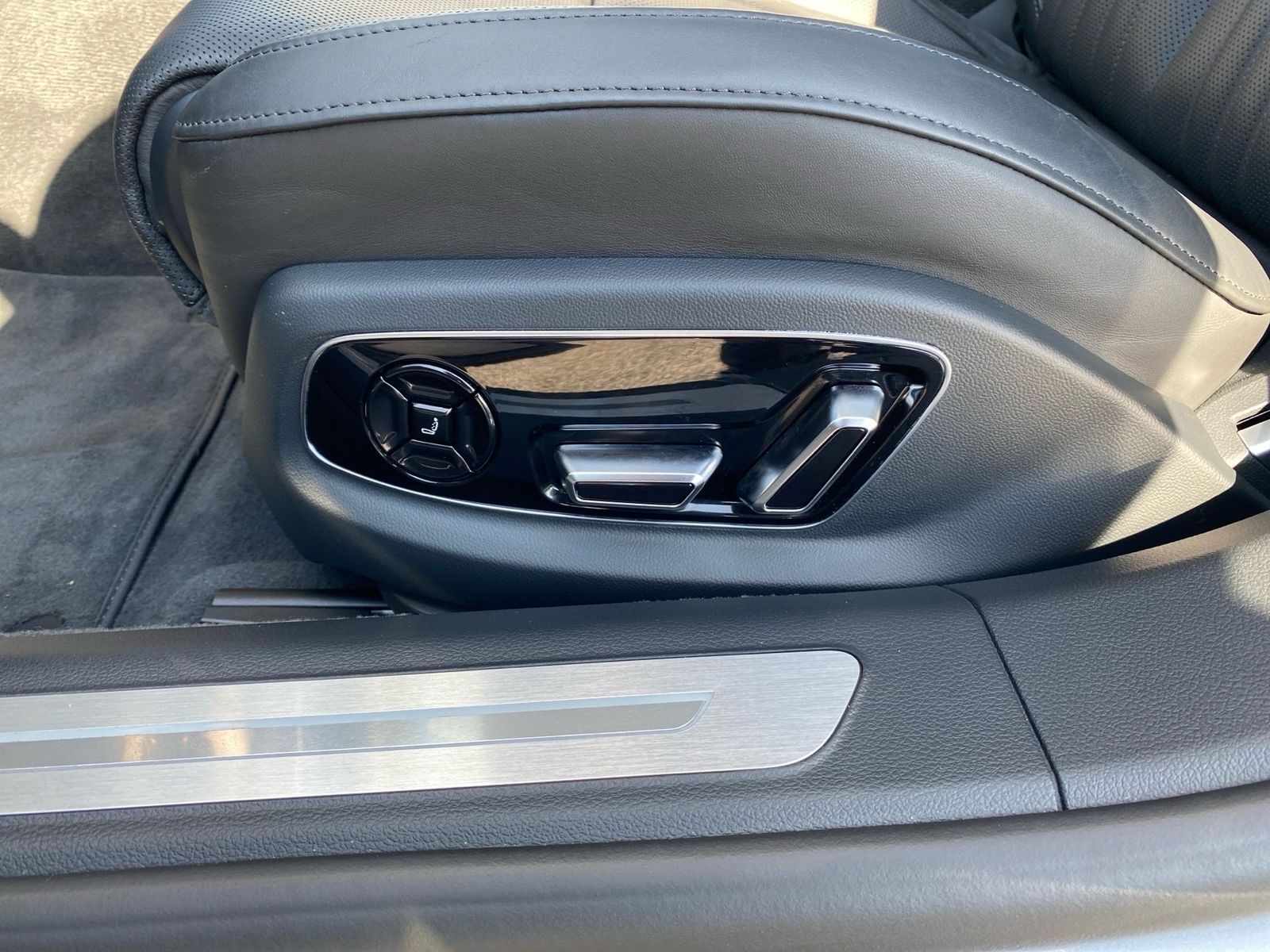 Audi A8 - Bild 20