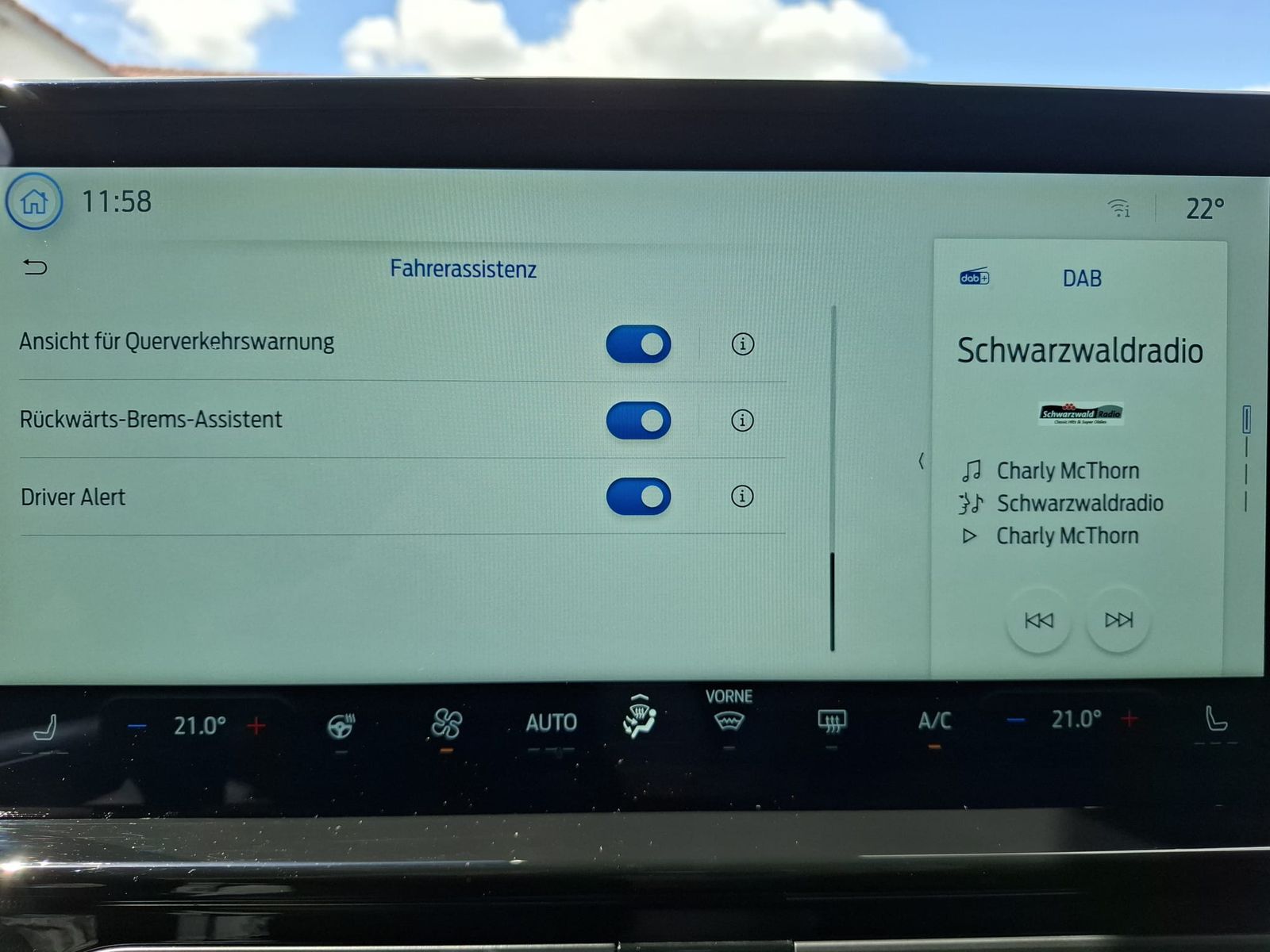 Fahrzeugabbildung Ford Tourneo Custom L1 Titanium X MATRIX*STANDH.*AHK