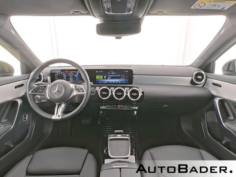 Mercedes-Benz A 250 e Progressive LED NIGHT 11kW VollDigi RFK