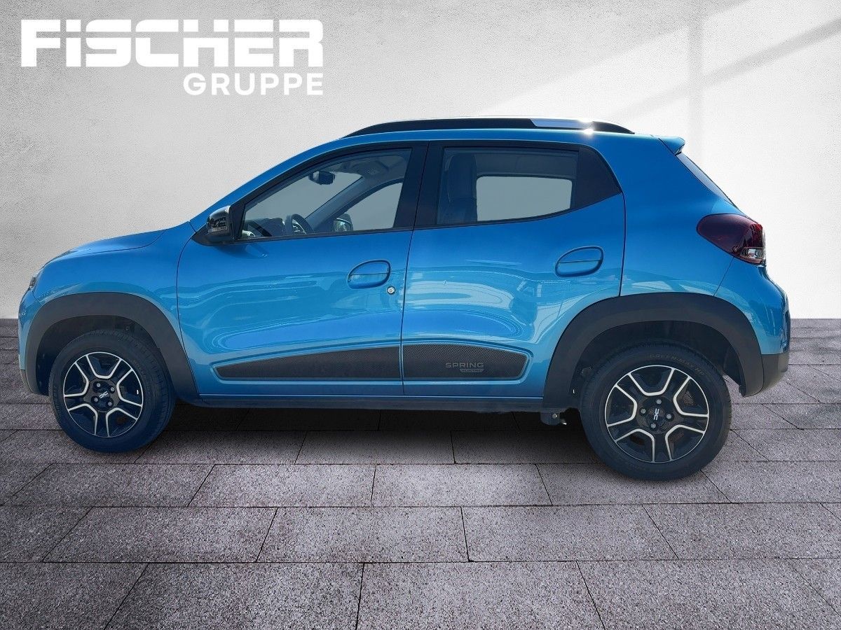 Fahrzeugabbildung Dacia Spring Expression 45 Navi Kamera - mit KI generiert/bearbeitet