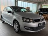 Volkswagen Polo V Trendline HU/AU Neu Steuerkette Neu - mit Benzin-Antrieb: Kleinwagen, Steuer