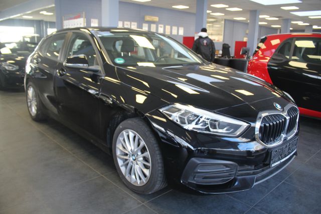 BMW 118 118i Aut. Advantage - Navi - LED - SHZ -