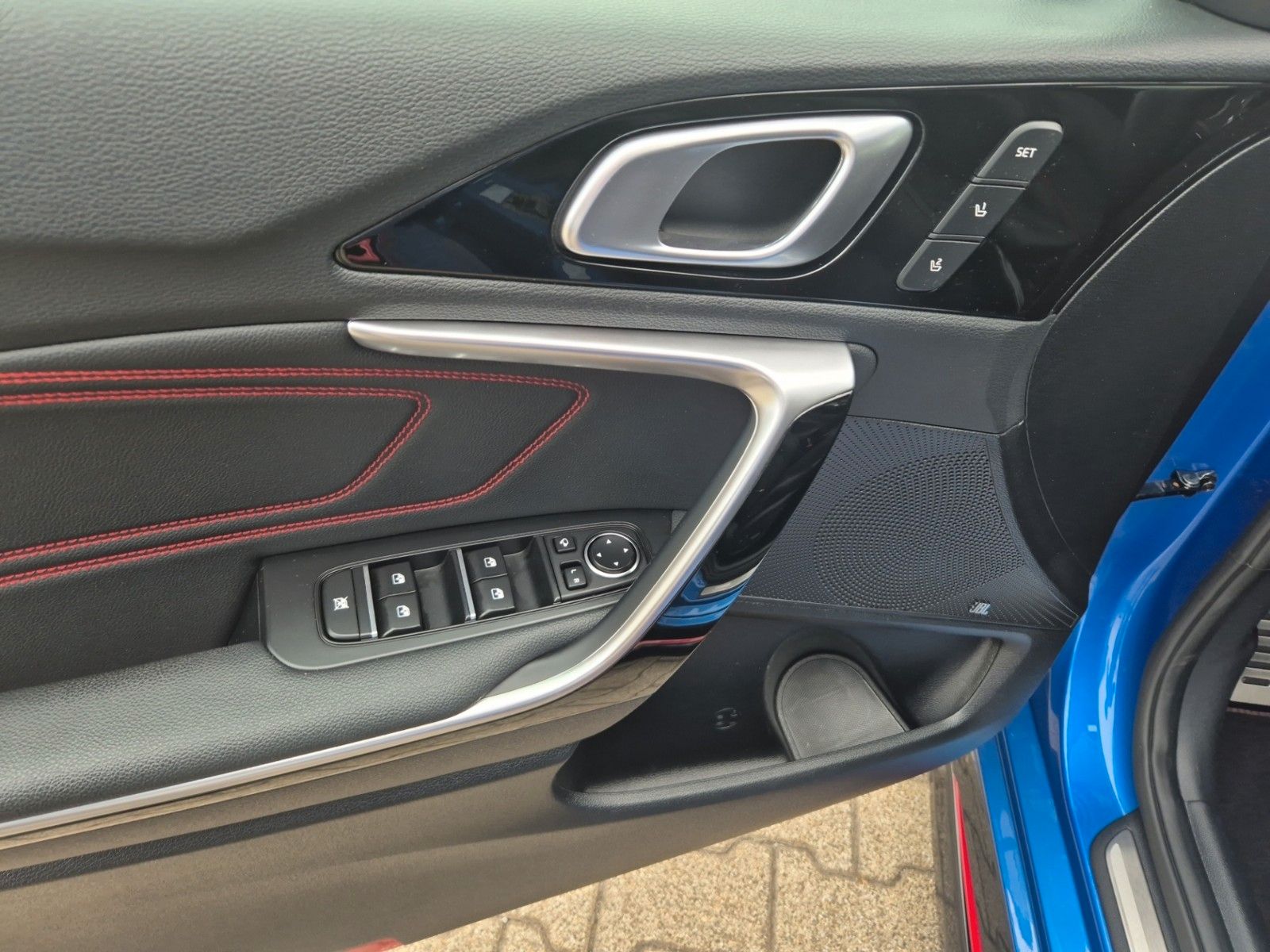Fahrzeugabbildung Kia ProCeed 1.6 GT GD KOMFORT Tieferlegung Giacuzzo