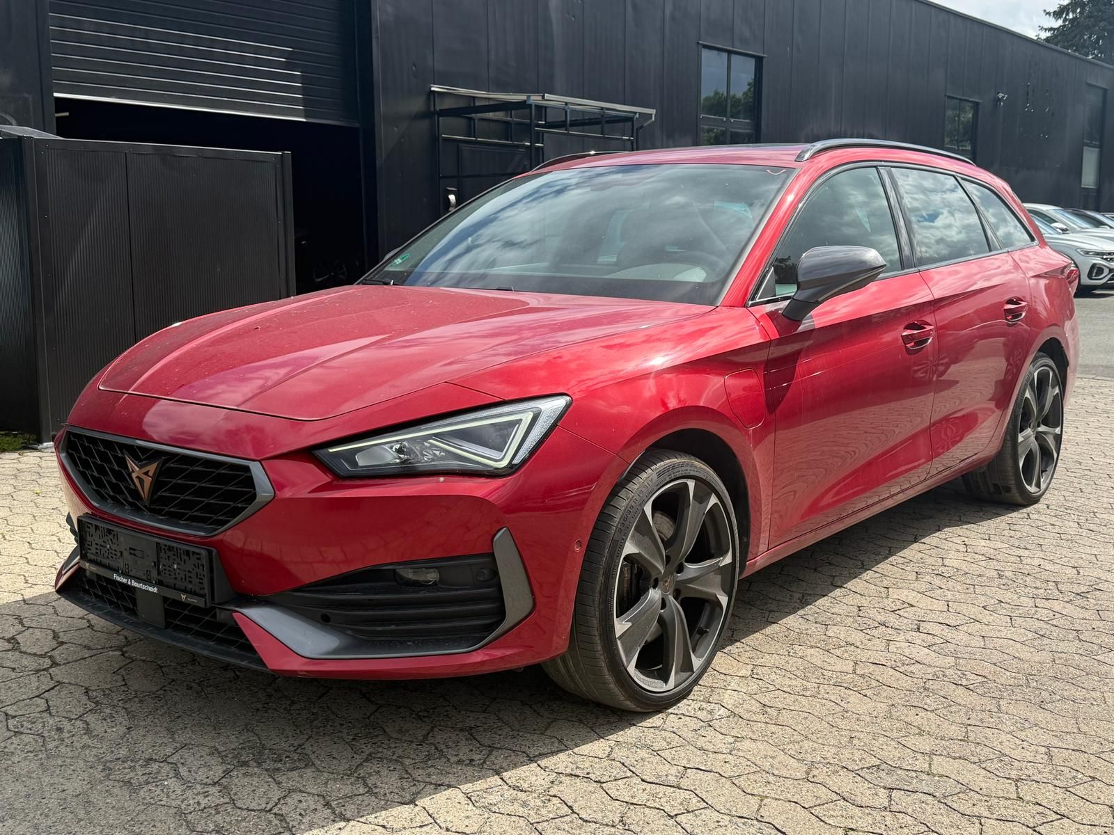 CUPRA Leon eHybrid 1.4 TSI /TRAVEL/CAM/PANO/VIRTUAL/