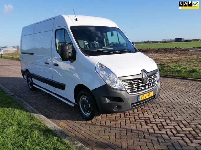 Renault Master T33 2.3 dCi 96kW L2H2 **2020** AC NAVI 3-