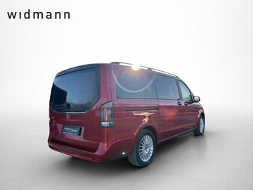 Mercedes V 220 - 3