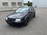 Volkswagen Bora 1.8T 110kW Highline Variant Highline - Volkswagen Bora: 8t
