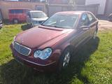 Mercedes-Benz Mercedes C240 - gebrauchte Mercedes-Benz C 240 aus dem Jahr 2002