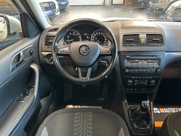 Skoda Yeti Adventure *TÜV*Xenon*Scheckheftgepfl.*Navi*