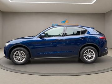 Alfa-Romeo Stelvio - 7