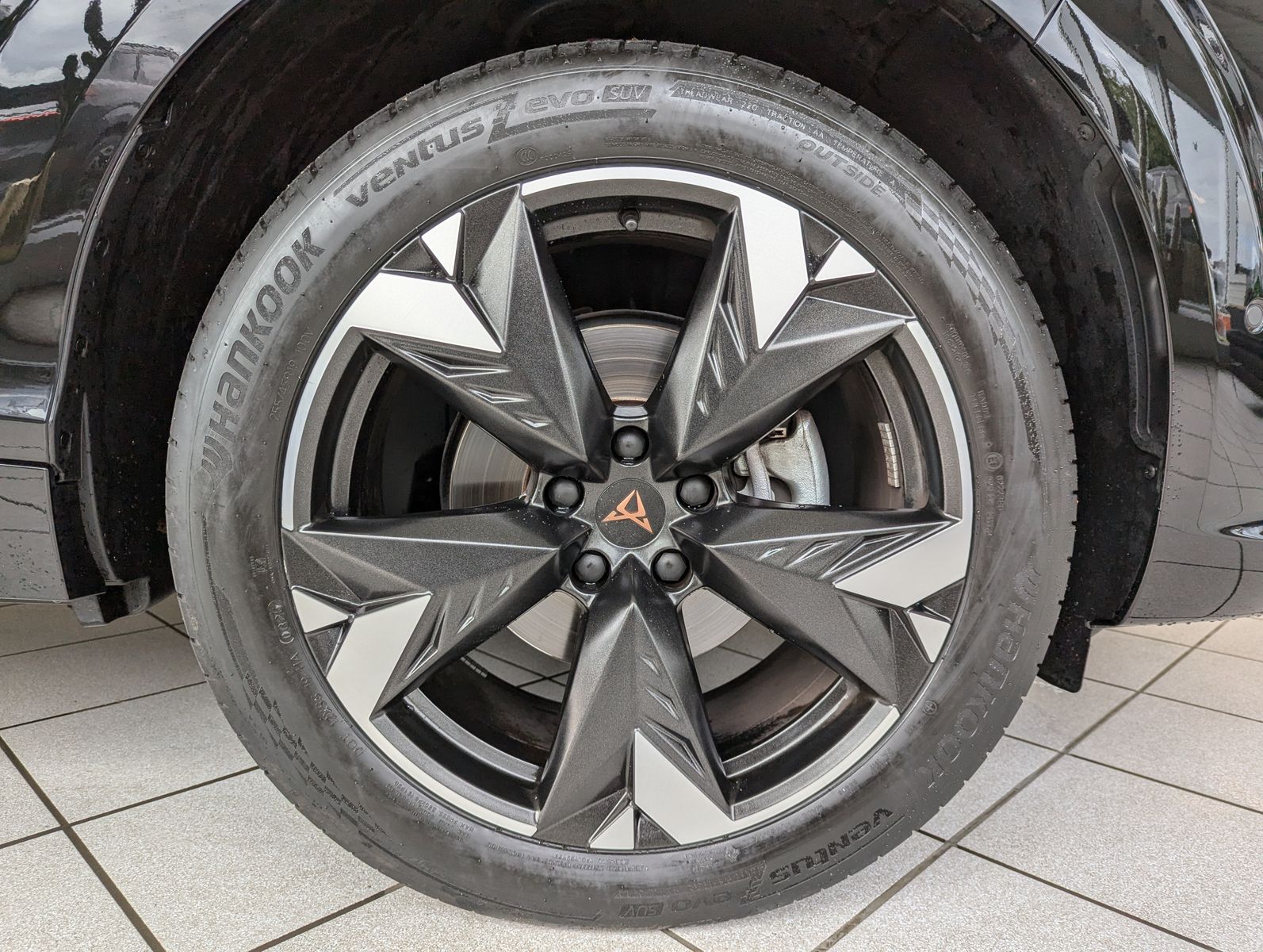 CUPRA Terramar 1.5 eTSI Sennheiser Edge-Paket HUD 19" - Image 10