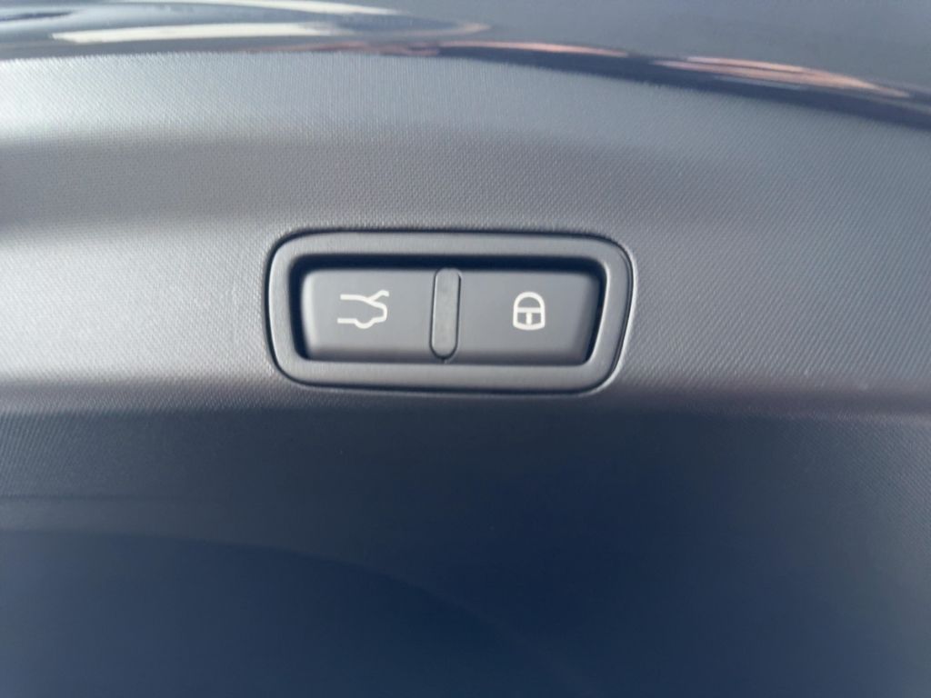 Fahrzeugabbildung Alfa Romeo Stelvio Intensa 2,2l Diesel AHK Winter RFK