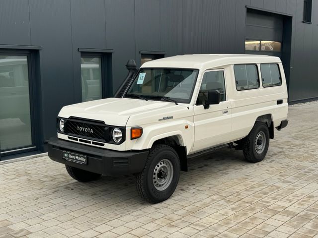 Toyota Land Cruiser GRJ78 2024 Standard 180 Liter