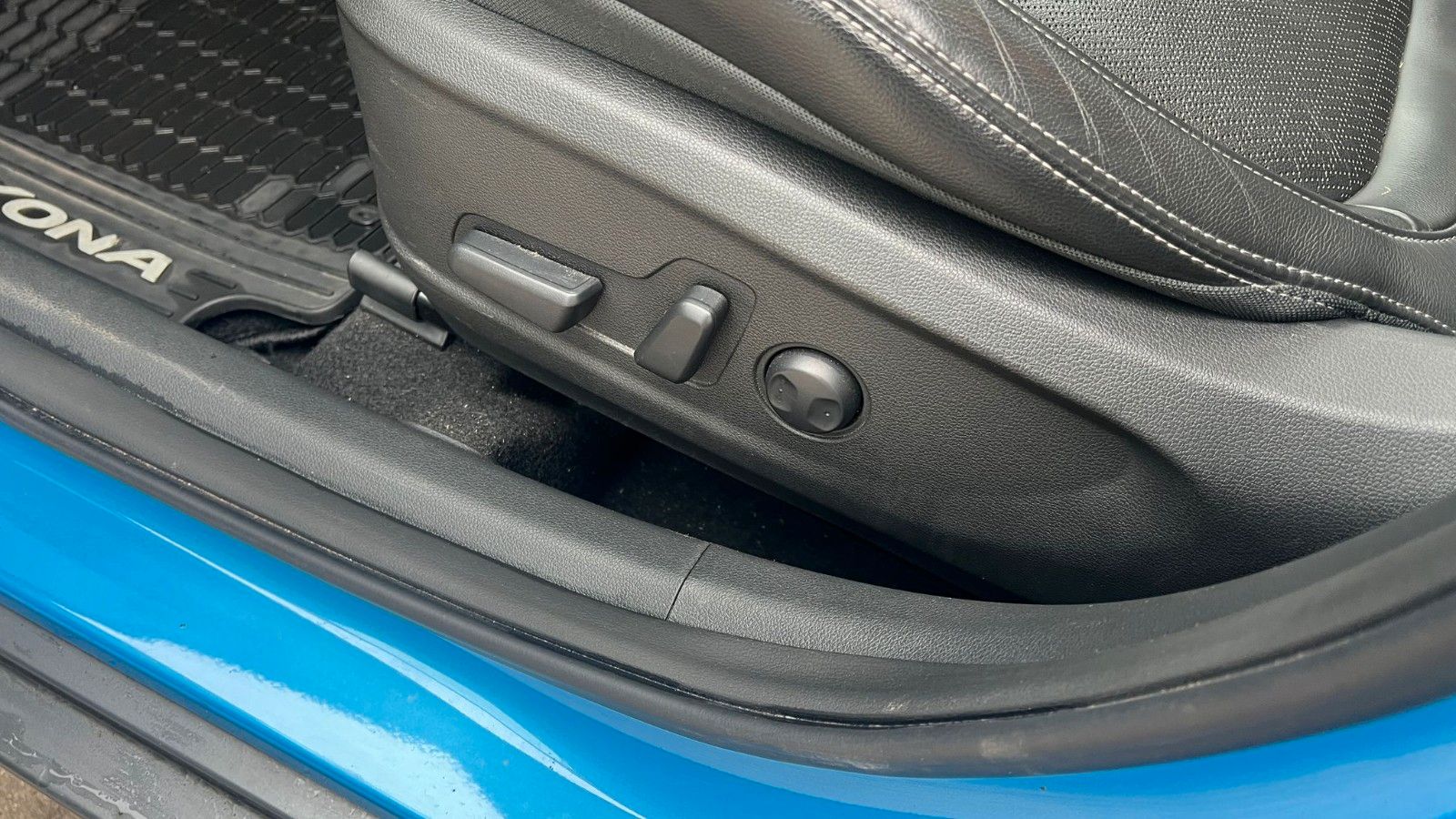 Fahrzeugabbildung Hyundai Kona Premium 2WD*Diesel *AUTOMATIK*MIETKAUF