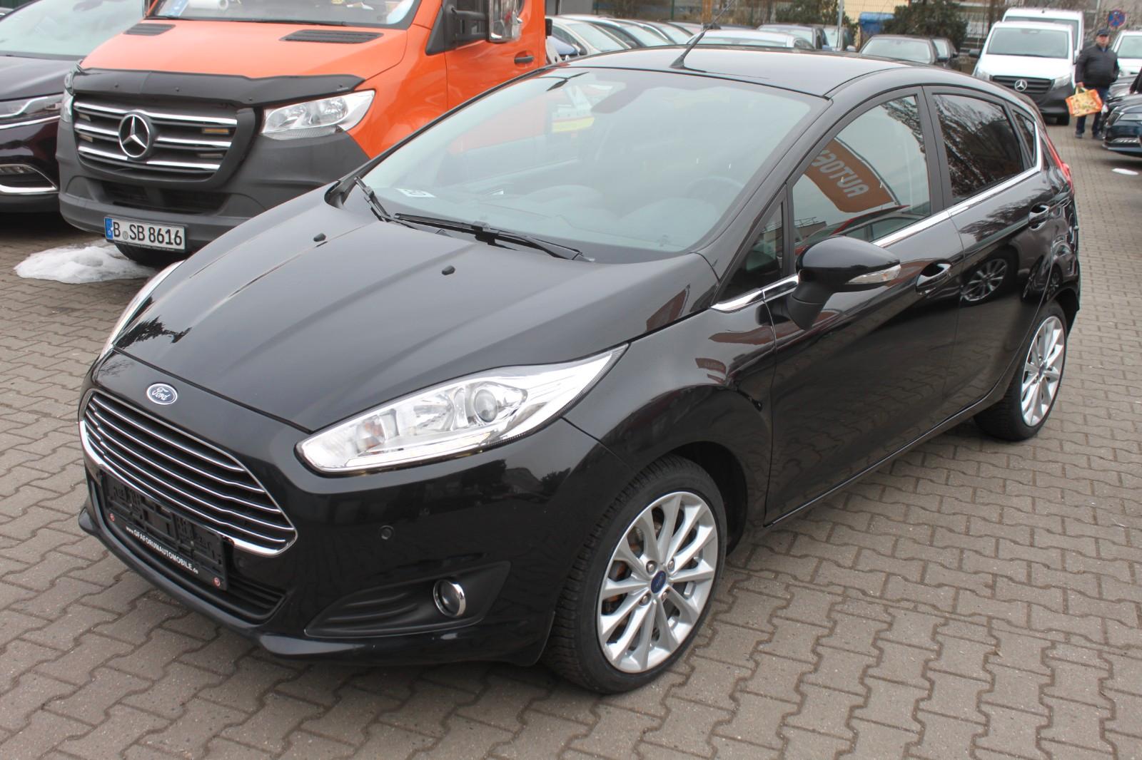 Ford Fiesta Titanium 1Hand