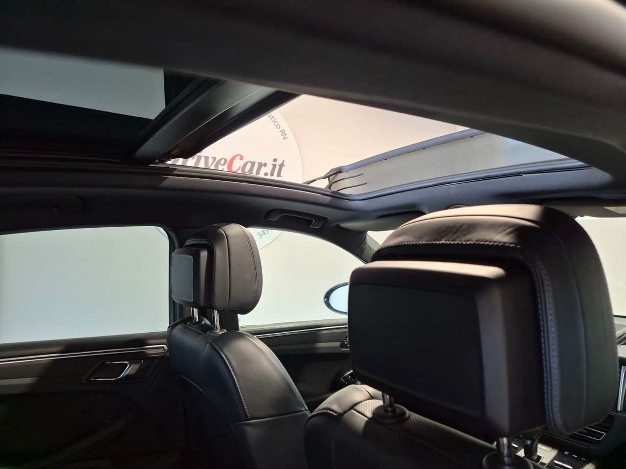 Other Porsche Macan 2.0 T 265CV PDK 5POSTI PELLE LED N imagem 3