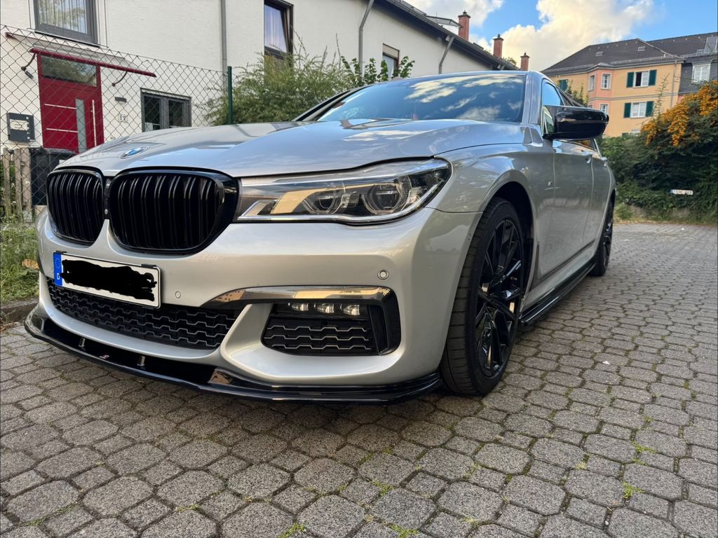 Image of BMW 730