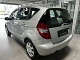 Mercedes-Benz A 160 AHK NAVIGATION KLIMAANLAGE+SITZHEIZUNG++++ - Mercedes-Benz A 160 Gebrauchtwagen in Stuttgart