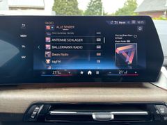 Fahrzeugabbildung BMW 218i ActiveTourer Luxury Line LEDER ACC LED RFK