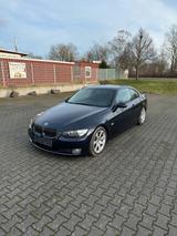 BMW e92 330d - BMW 330 aus 2007: Coupé