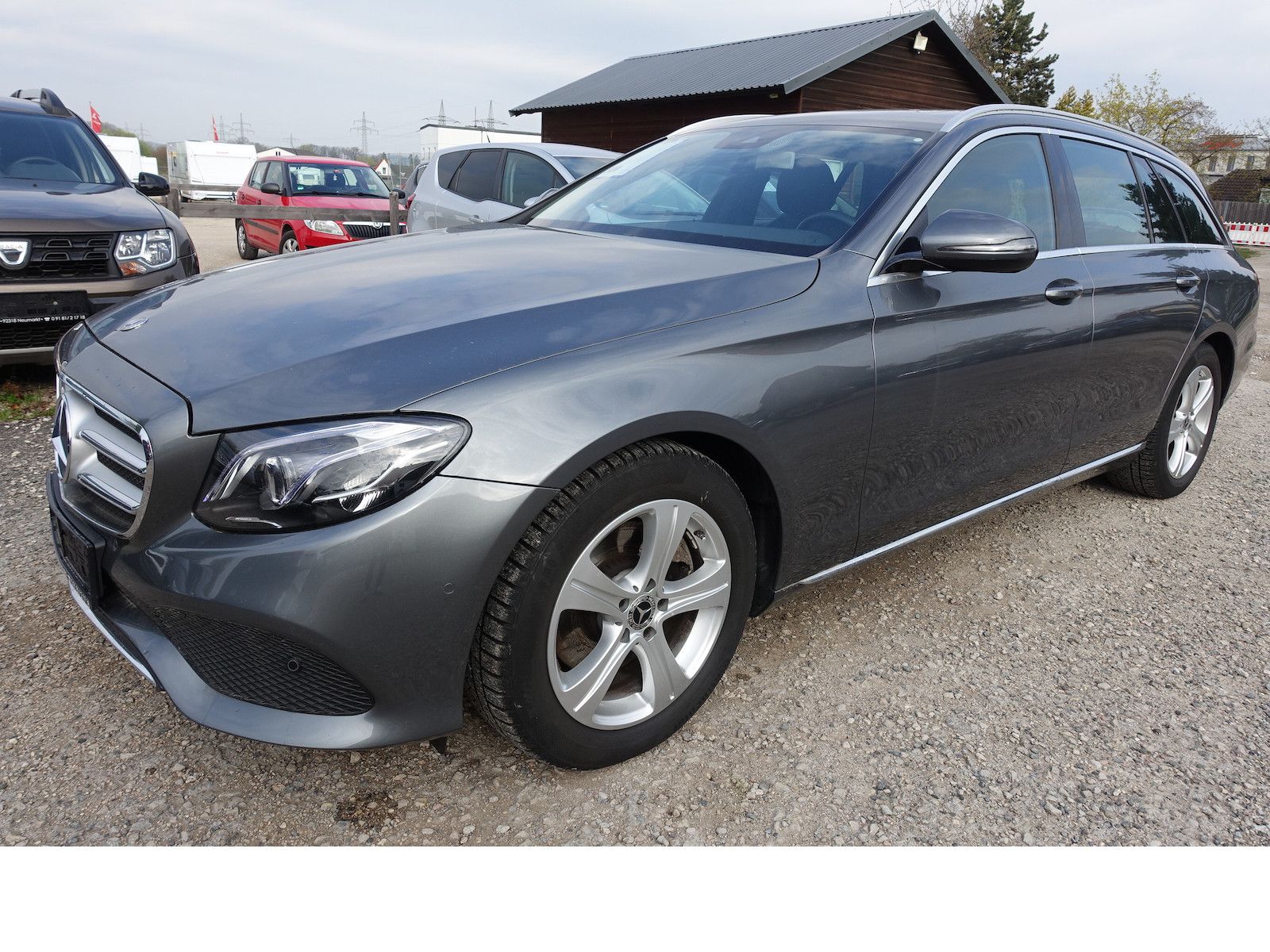 MERCEDES-BENZ E 220 d 4Matic Avantgarde Leder AHK eGHSD 8x Alu