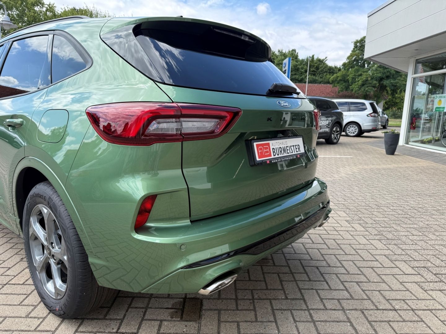 Fahrzeugabbildung Ford Kuga ST-Line Sport 5J AHK Navi Digi Co LED CarPl