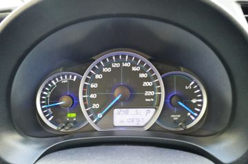 Fahrzeugabbildung Toyota Yaris Hybrid Edition 2014