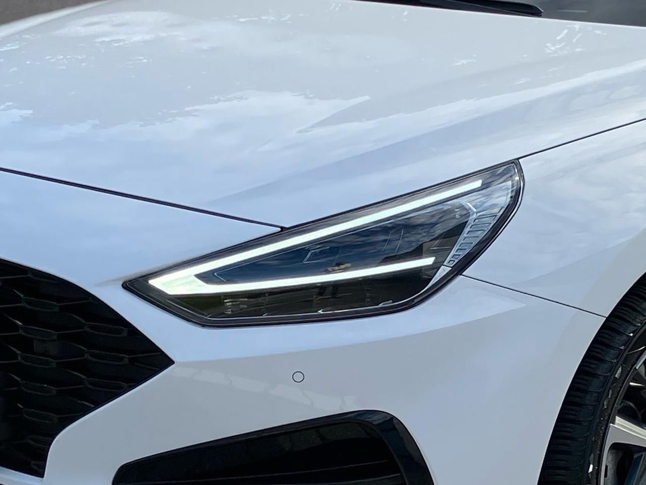 Fahrzeugabbildung Hyundai i30 ADVANTAGE LED*CARPL*SHZ*LHZ*KAM*2Z-K