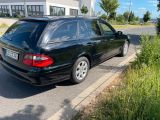 Mercedes-Benz E 200 KOMPRESSOR T ELEGANCE Elegance - Mercedes-Benz E 200: Elegance Kompressor