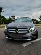 Mercedes-Benz GLA 250 4MATIC DCT Urban Urban - gebrauchte Mercedes-Benz GLA 250 aus dem Jahr 2016