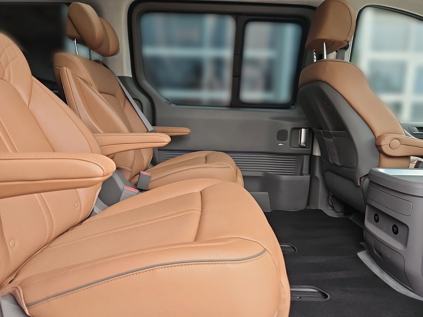 Hyundai Staria – Bild 13