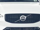 Volvo V60 B4 Plus Dark Alarm/Head-up/Glasdach - Volvo V60 in Chemnitz