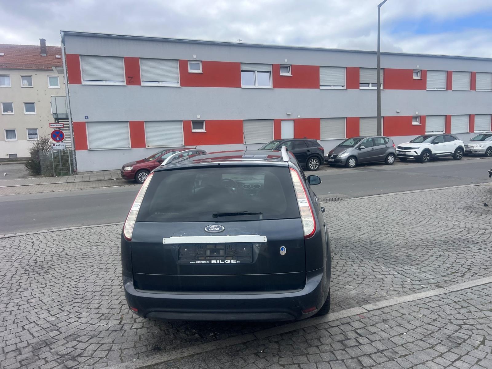 Ford Focus 2008 — photo 11