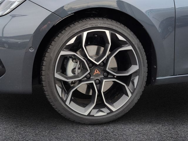 Leon ST 2.0 TSI DSG 4Drive AHK+LED+NAVI+RFK+ACC+