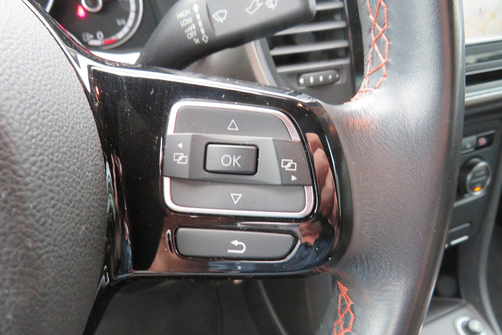 Fahrzeugabbildung Volkswagen Beetle Lim. Club XENON NAVI APP-CONNECT PDC 18`