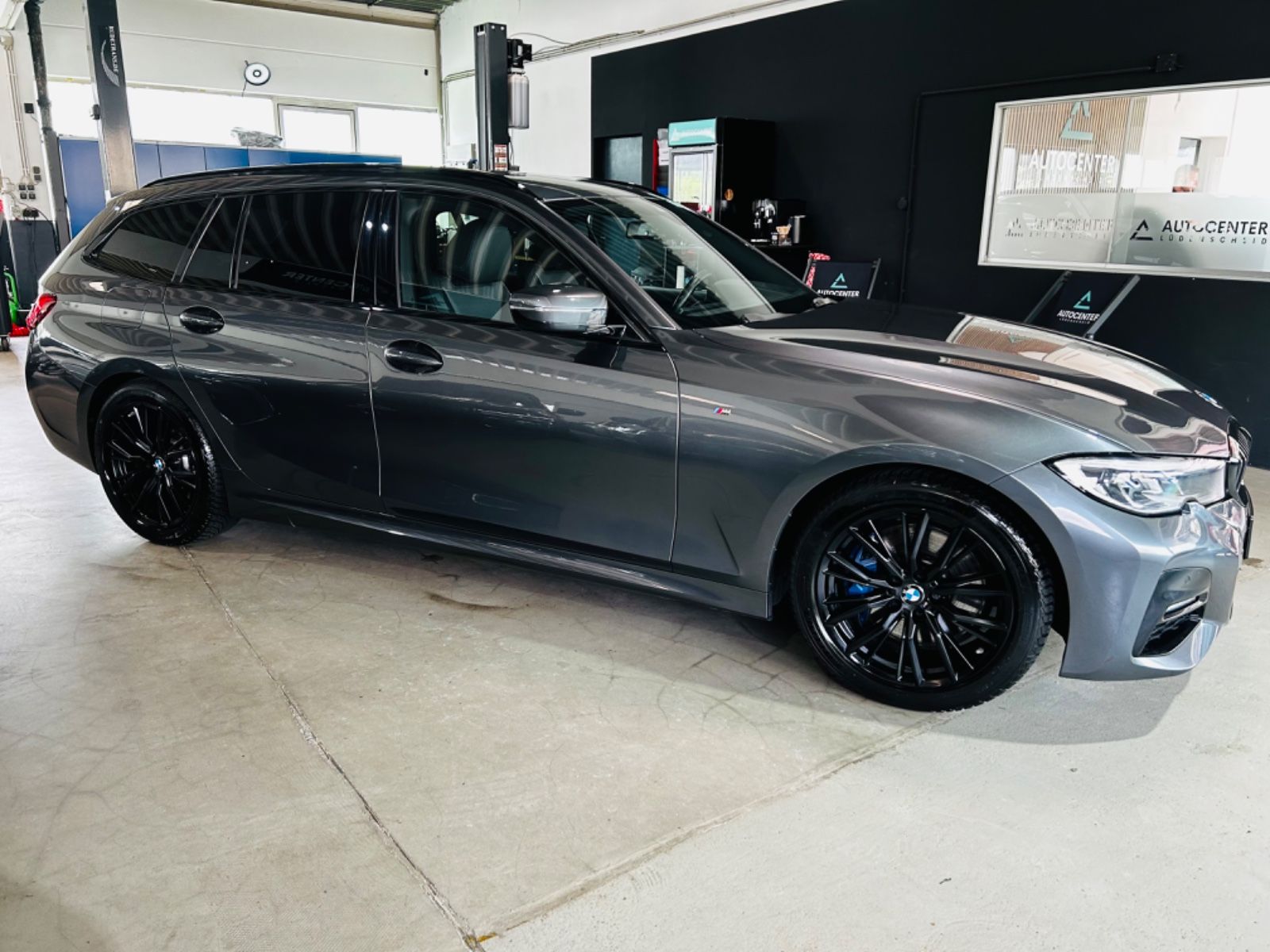 BMW 320 d M Sport *Laser*Head-Up*Alcantara*El.Ahk* foto 7