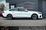 BMW 520 i M Sport 1.HD|M-SPORTPAKPRO|360°|HUP|H&K|AC - BMW 520 mit Benzin-Antrieb: Alcantara, Head-Up Display