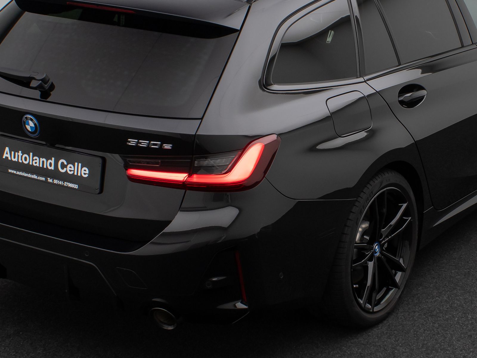 Fahrzeugabbildung BMW 330e M Sport Kamera DAB H/K CockPit+ Stop&Go 19"