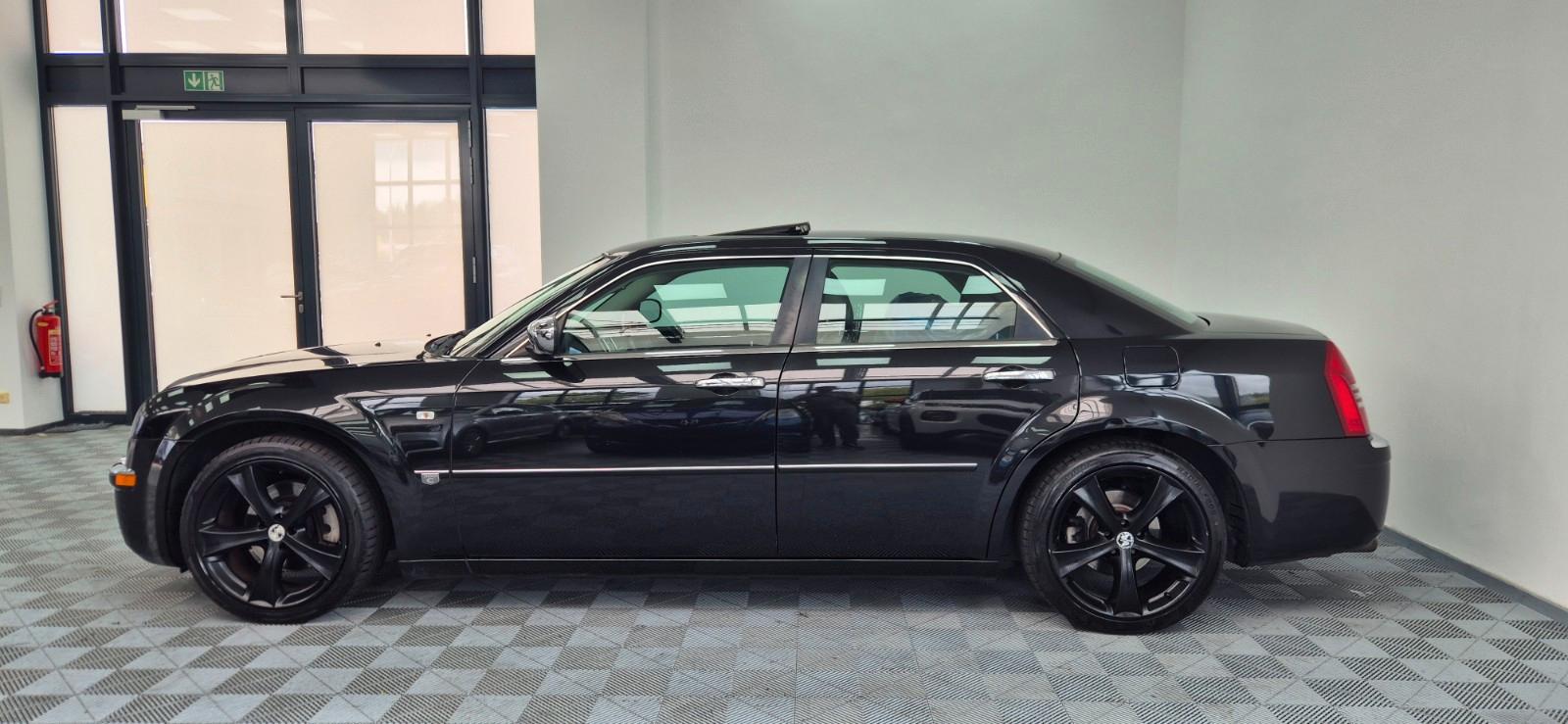 CHRYSLER 300C 5.7 V8 HEMI HISTORIQUE D'ENTRETIEN | 340 ch | BVA | TÜV