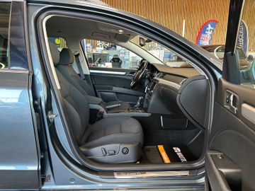 Skoda Superb Combi Exclusive *Navi*BiXenon*