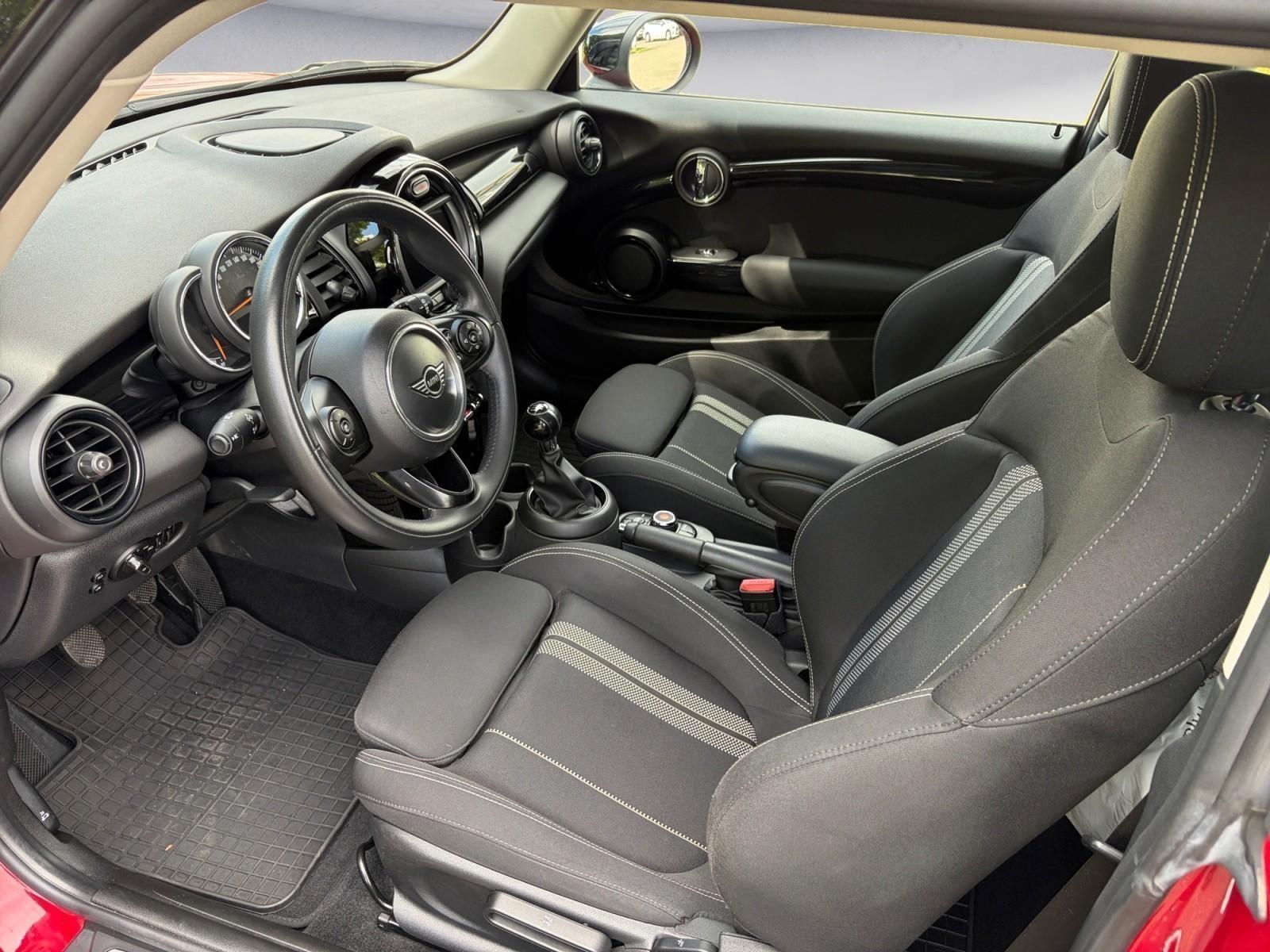 MINI Cooper S PDC Klima LED Sportsitze Ablagenpaket