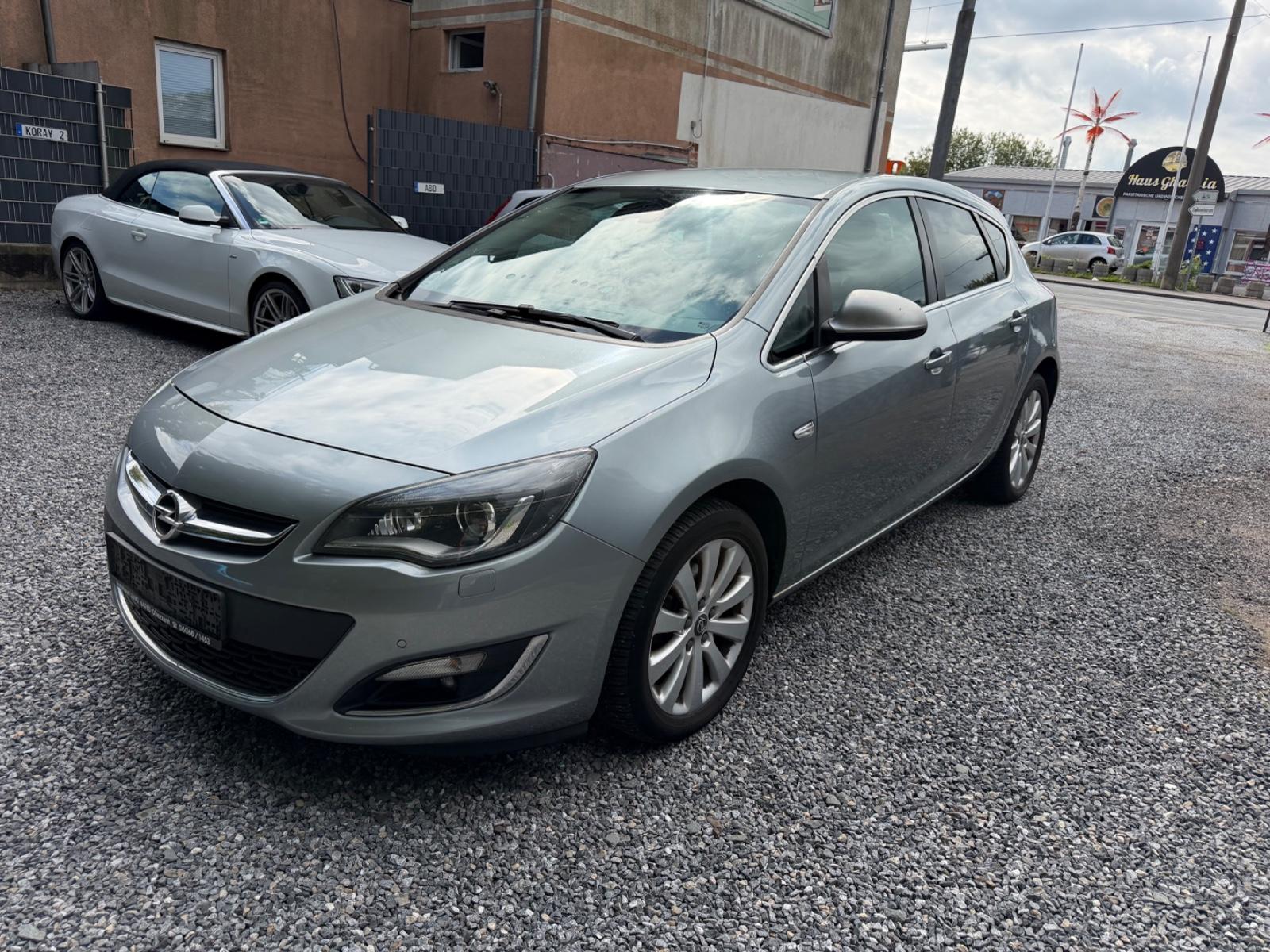 Opel Astra J Lim. 5-trg. Exklusiv