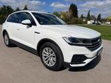 Volkswagen Touareg 3.0 V6 TDI Luftfederung, Akustik Paket, - Volkswagen Touareg in Duisburg