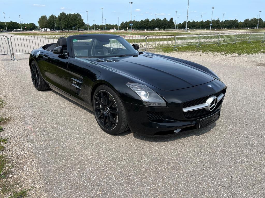 Mercedes-Benz SLS AMG