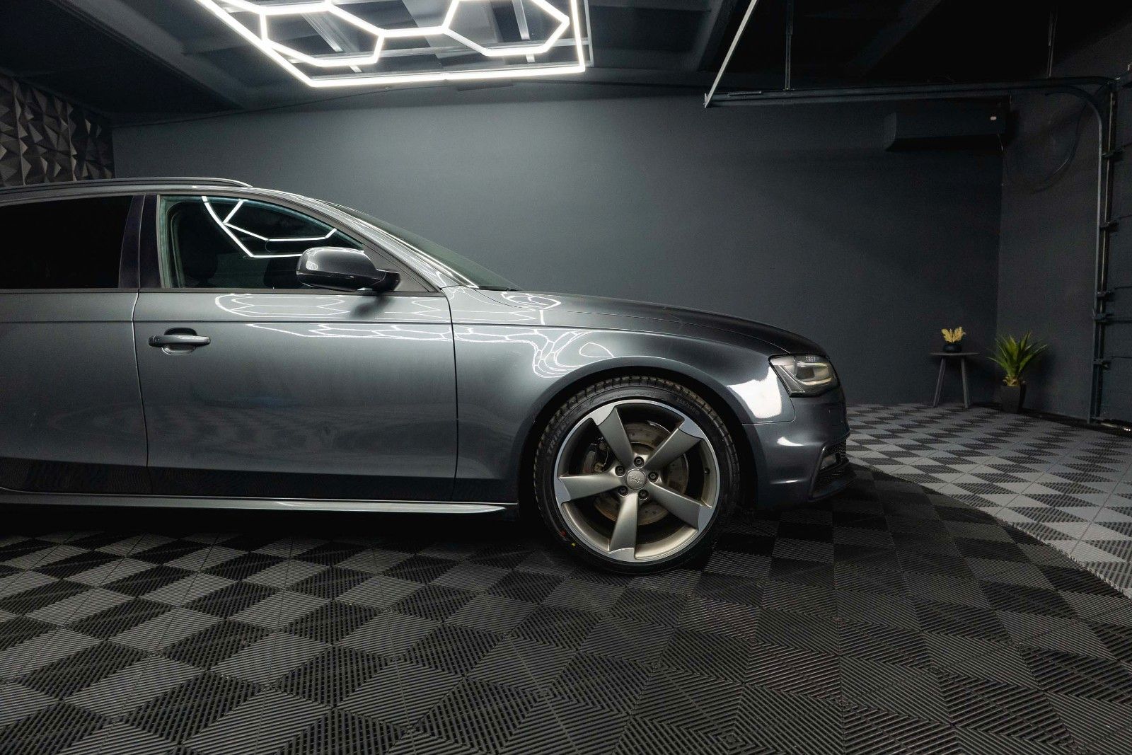 Fahrzeugabbildung Audi S4 Avant 3.0 TFSI quattro | Top Zustand | LED
