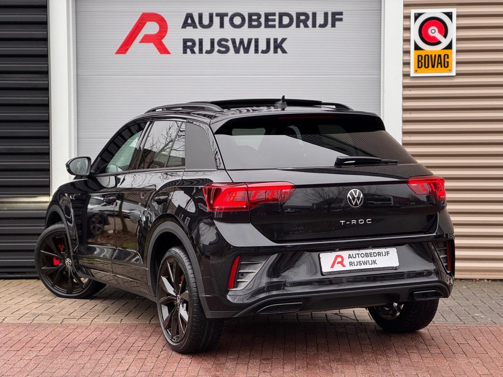 Volkswagen T-ROC 1.5 TSI 3x R-Line Pano/Keyless/IQ.Light/Ca imagem 3