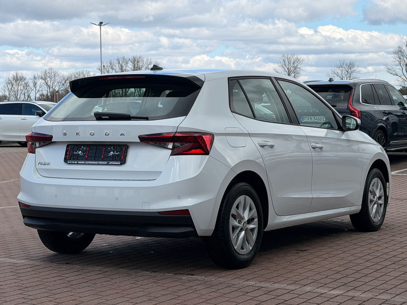 Fahrzeugabbildung SKODA Fabia Selection
