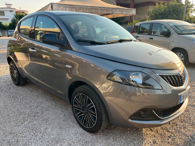 Autres Lancia Ypsilon 1.0 IBRIDA/BENZINA 48000 KM CERTI