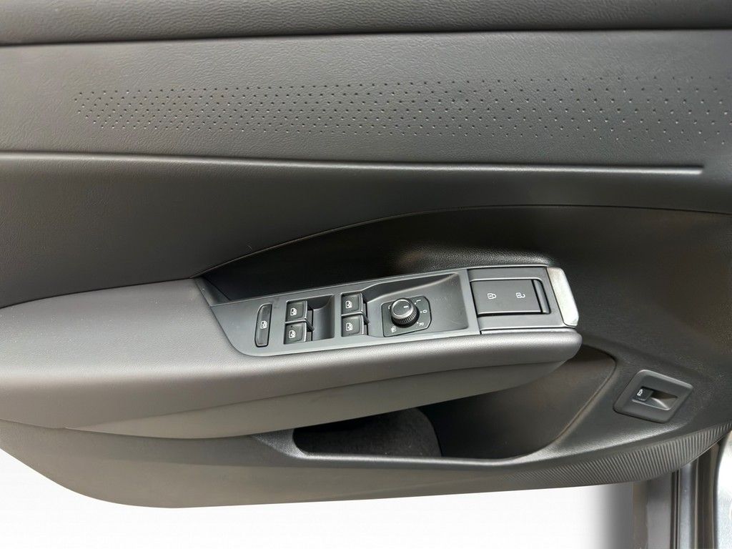 Volkswagen T-Roc - Bild 12